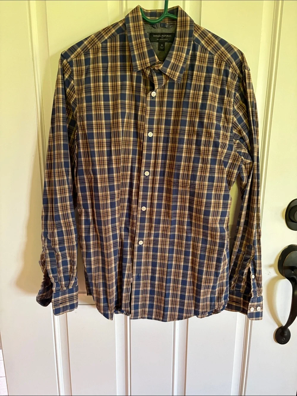 Banana Republic Men's Slim Fit Navy and Tan Plaid Button-Down Shirt